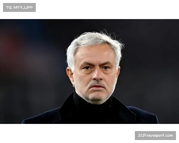 战术前瞻：分析曼联新任主帅将如何调和“快速进攻传统”与现代控球要求