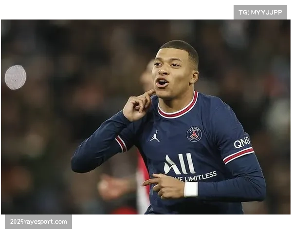 法甲焦点战：巴黎圣日耳曼3-0完胜摩纳哥，姆巴佩点射破门